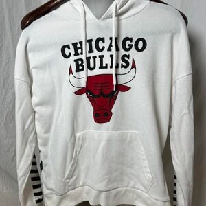 Chicago Bulls NBA hoodie women's medium‎ #NBA #Bulls